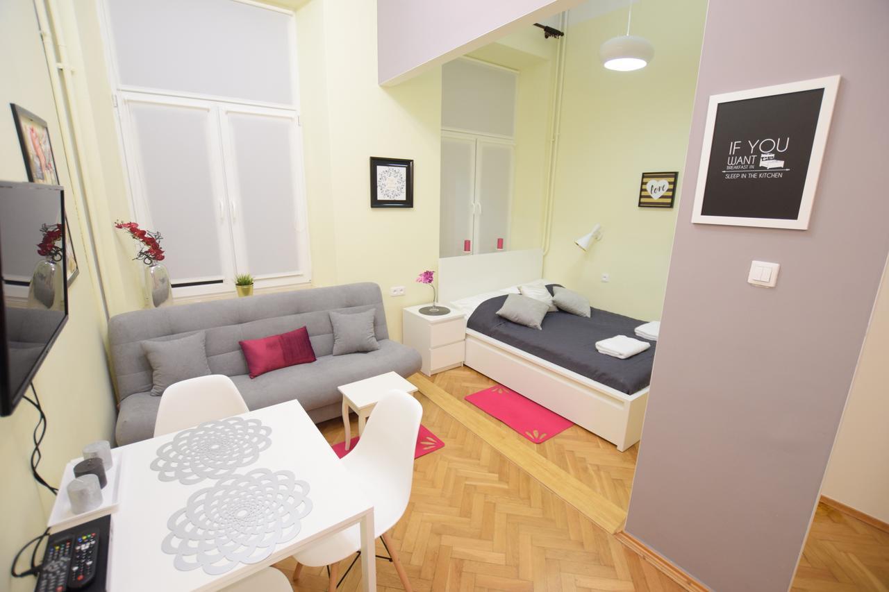 Elegant Apartment Copernicus วอร์ซอ ภายนอก รูปภาพ